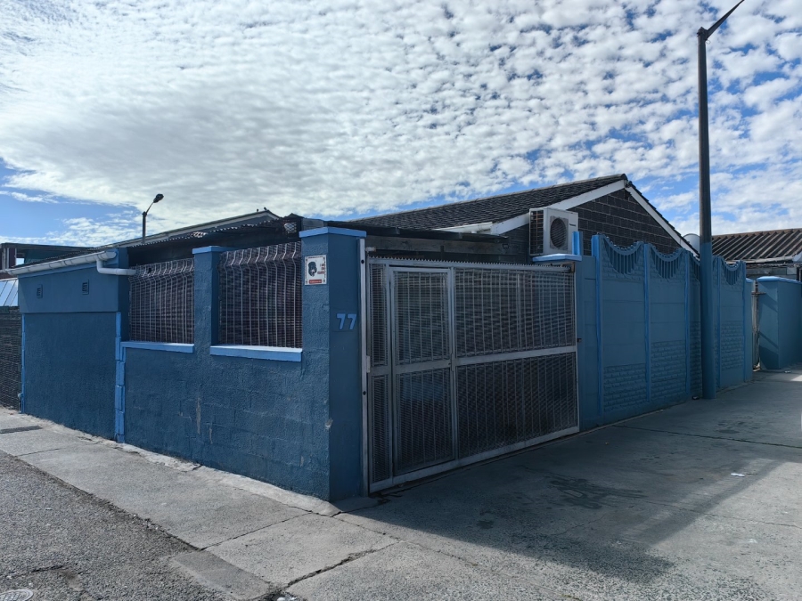 3 Bedroom Property for Sale in Beacon Valley Western Cape